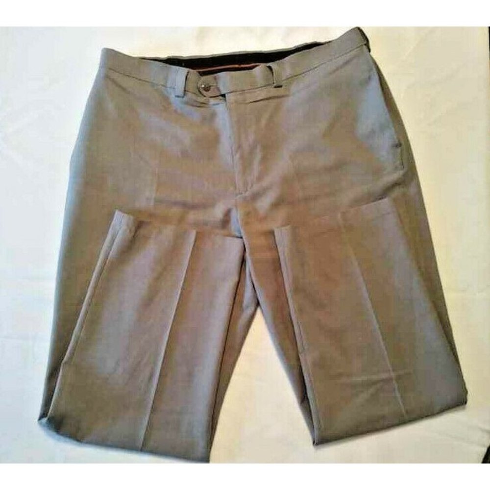 Mens Haggar Classic Fit Pleated Khaki Stretch Dress Pants Tan/Gray 38L x 30W